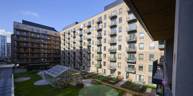 The C.F. Møllers Have apartment building in Copenhagen is now changing ownership from Skanska to Home Earth Group.