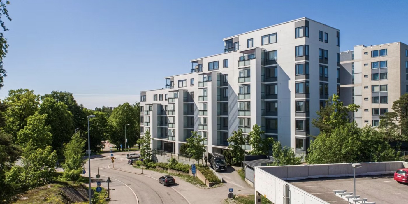 Avant and Bolivo acquire 142 premium rental apartments.