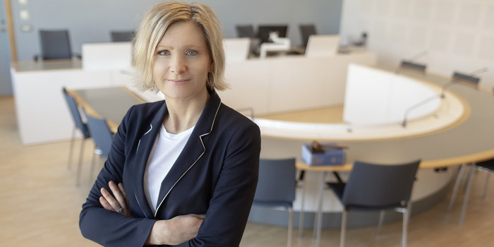 Caroline Arehult sees more transactions in Finland, ahead.