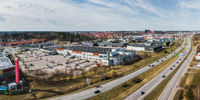 Slättö, through its company Evolv, enters Finland.