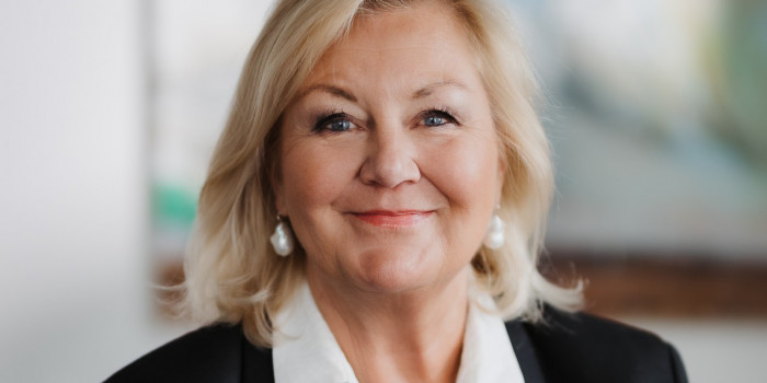 Yvonne Sörensen Björud leaves the CEO position at United Spaces for retirement.