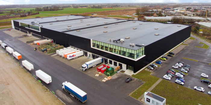 CBRE Investment Management has combined its European Industrial Fund and Logistics Venture Fund to form a European logistics fund of EUR 2.7 billion.
